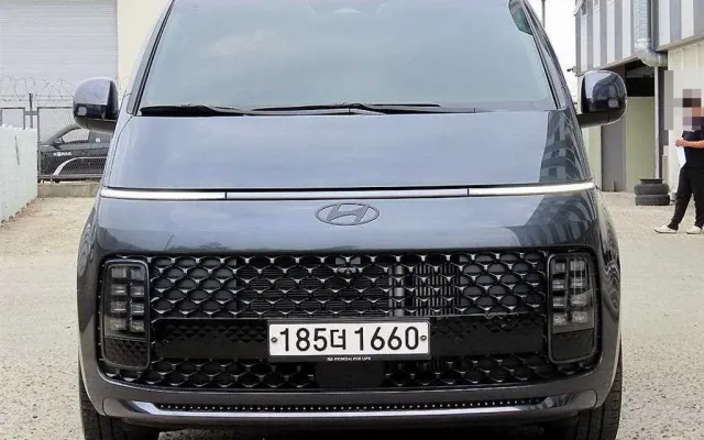 할부중고차 스타리아 4WD 디젤 라운지 인스퍼레이션 매물 사진 20 - 2024/12 32,692km